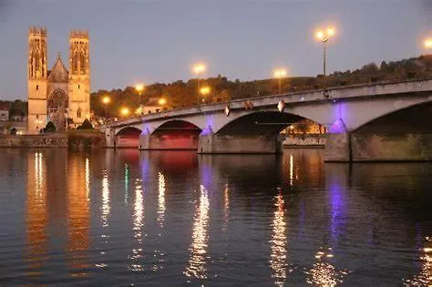 Le 公寓 蓬塔穆松